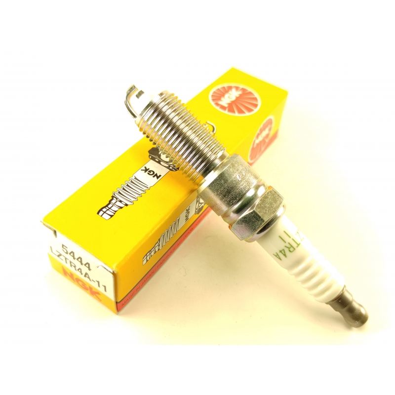 [LZTR4A-11 - 5444] LZTR4A-11 - V-Power NGK Spark Plugs شمعات إشعال V-Power من NGK